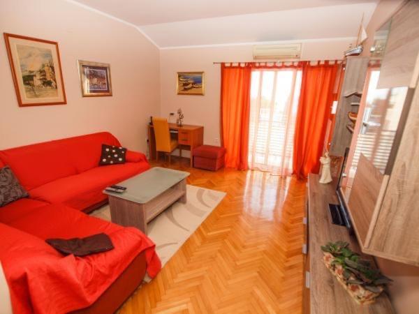 Apartmani Abesinac Макарска Экстерьер фото