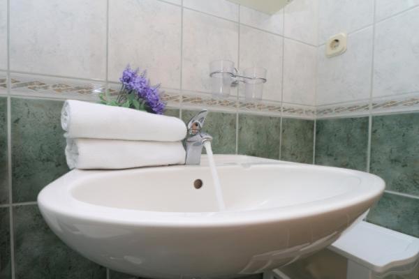 Apartmani Abesinac Макарска Экстерьер фото