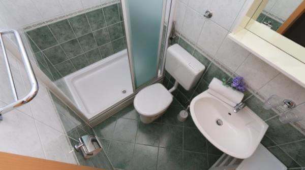 Apartmani Abesinac Макарска Экстерьер фото