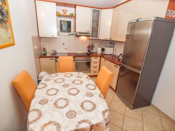 Apartmani Abesinac Макарска Экстерьер фото